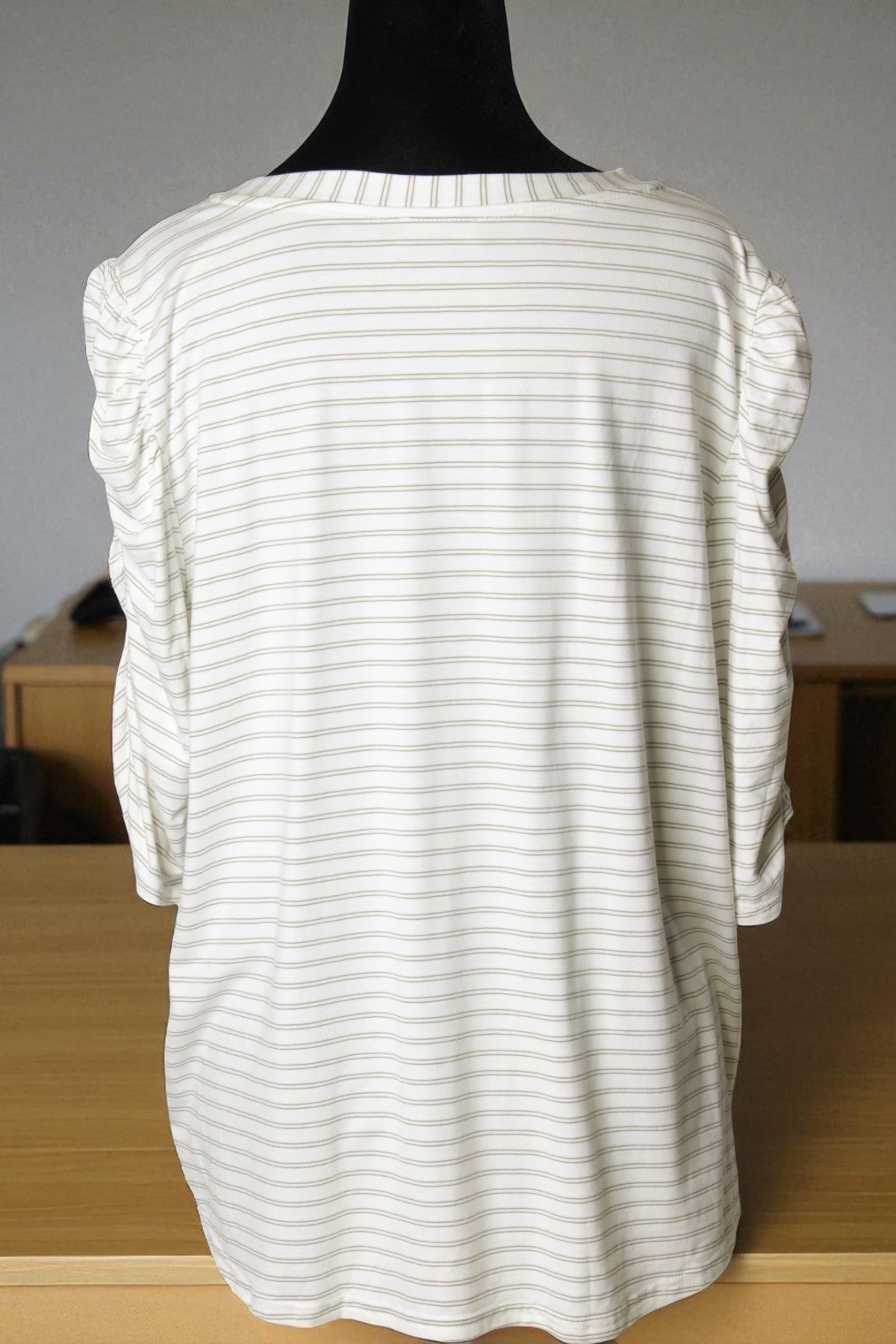 Modern Works, Sz: L
