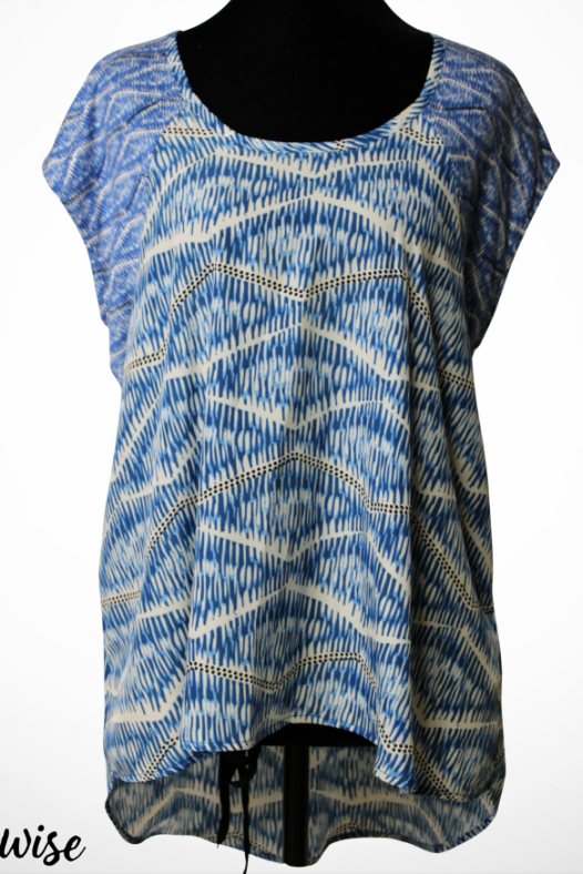 Akemi + Kin, Sz: M